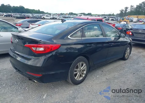 2017 Hyundai Sonata Se z USA, uszkodzony, nr VIN 5NPE24AF7HH510239